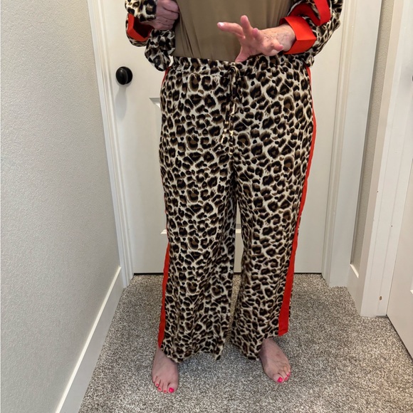 Leopard Print Pajama Set with Red Accents or can wear out to eat - Picture 11 of 13
